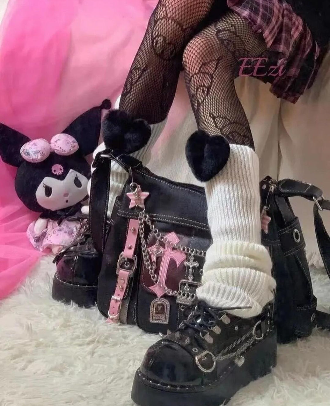 Hello Kitty Gothic Bag (Pre-Order)