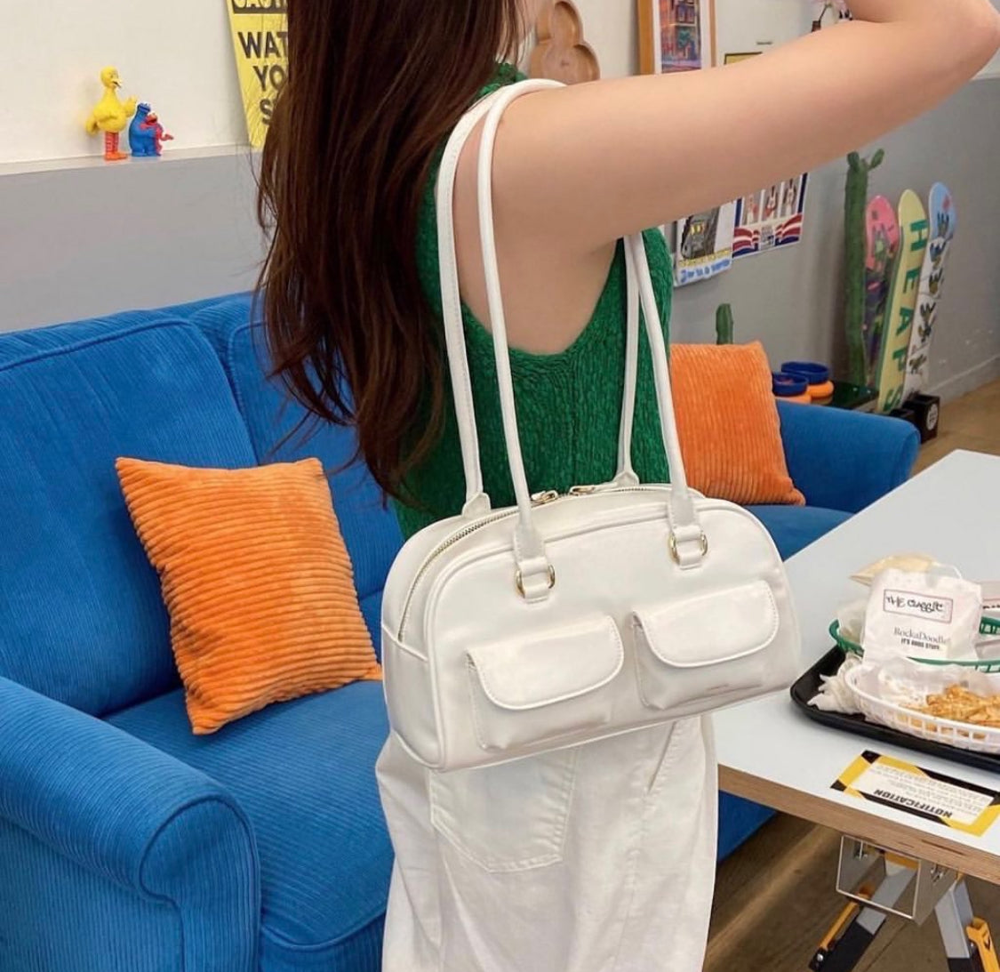 Yunjin Chubby Shoulder Bag (Pre-Order)